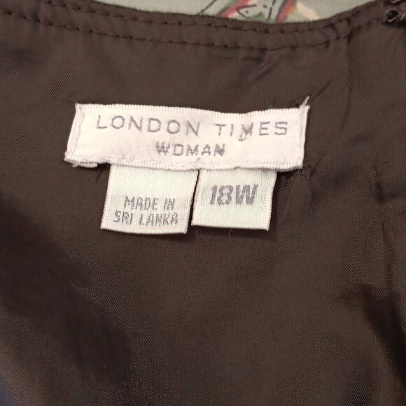 London Times Black Sheath Midi Dress Sleeveless Crew Neck. Zipper Detail. - Picture 8 of 11
